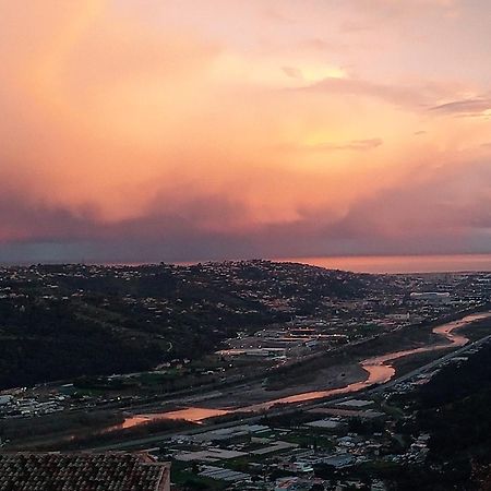 3 Pieces Dans Le Ciel Appartement Gattières Buitenkant foto